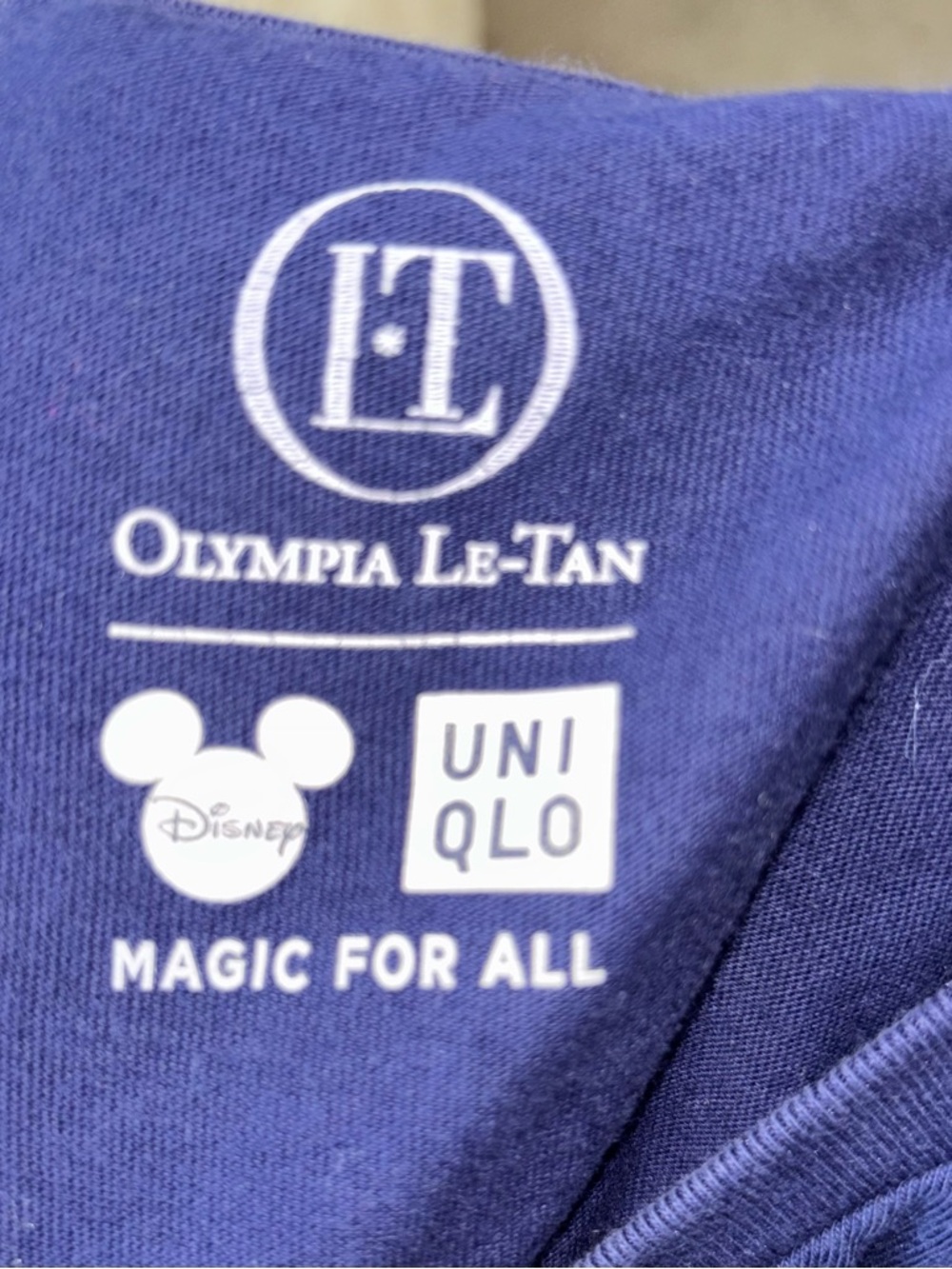 Disney Minnie Mouse Navy Tee - Picture 3 of 3